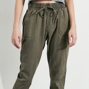 Hollister High Rise Jogger